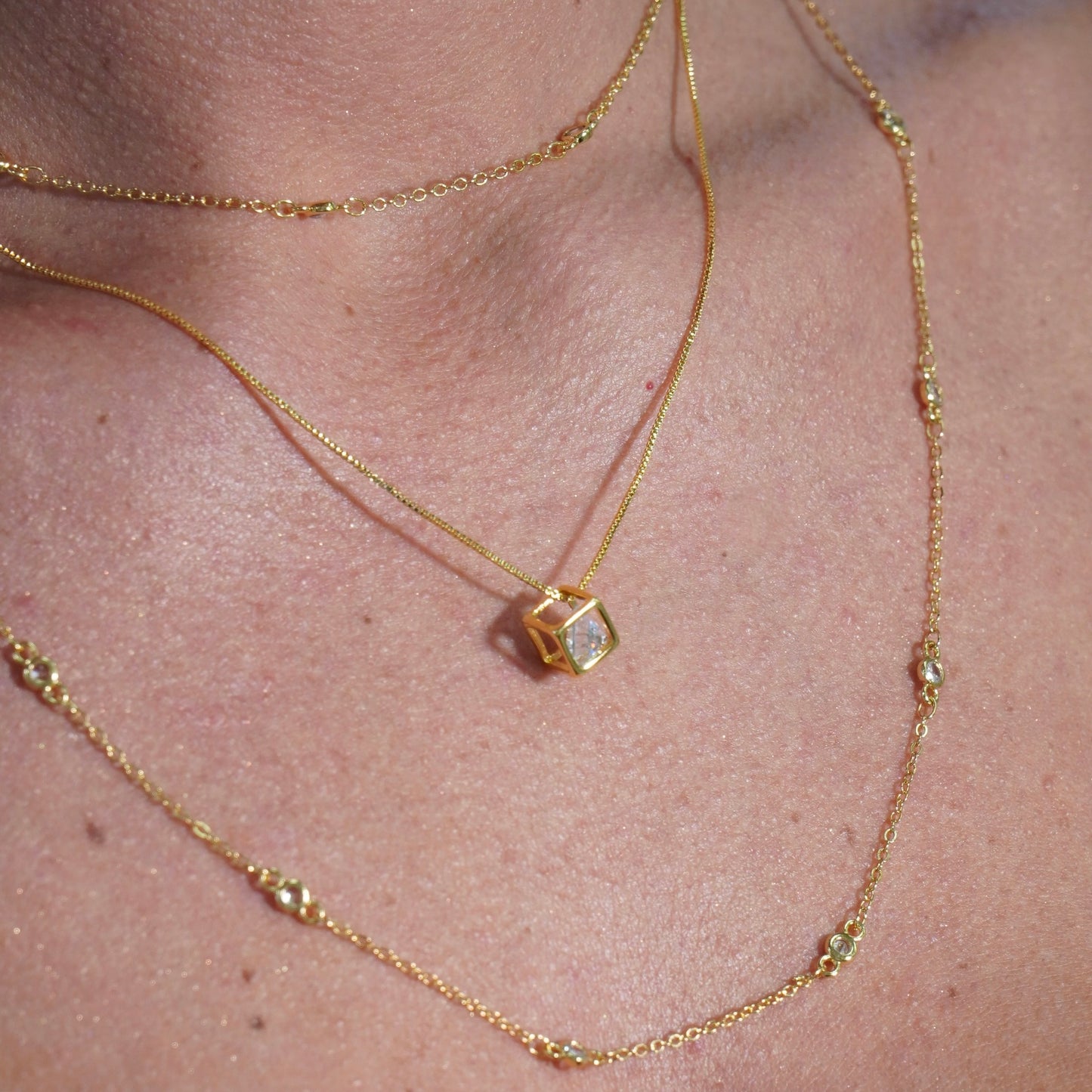 SQUARE STUD NECKLACE | 18K Gold Plated